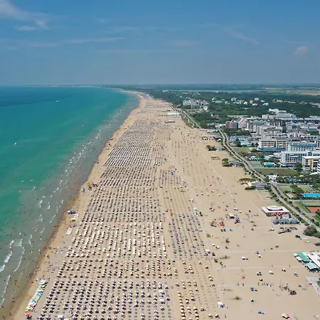Apartment Just Relax In A Area Near The Bibione